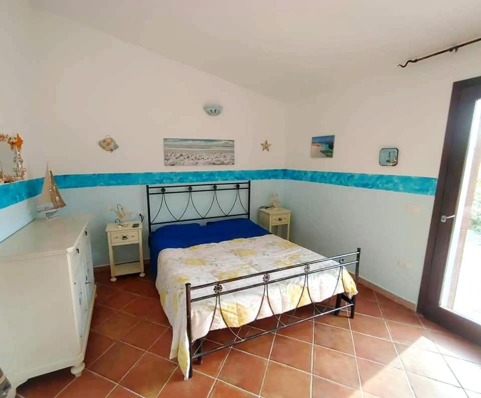 Casa Vacanze Villa Sandrina Costa Paradiso Kültér fotó