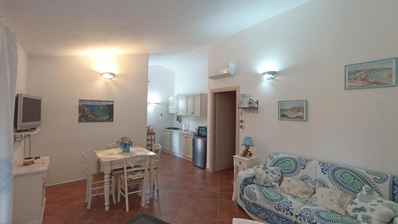 Casa Vacanze Villa Sandrina Costa Paradiso Kültér fotó