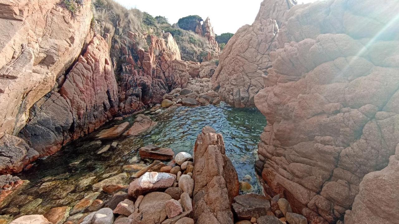 Casa Vacanze Villa Sandrina Costa Paradiso Kültér fotó