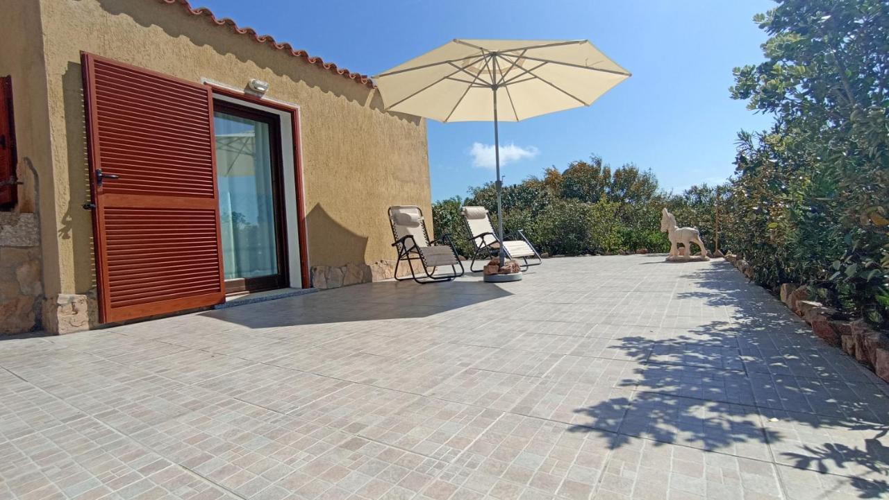 Casa Vacanze Villa Sandrina Costa Paradiso Kültér fotó